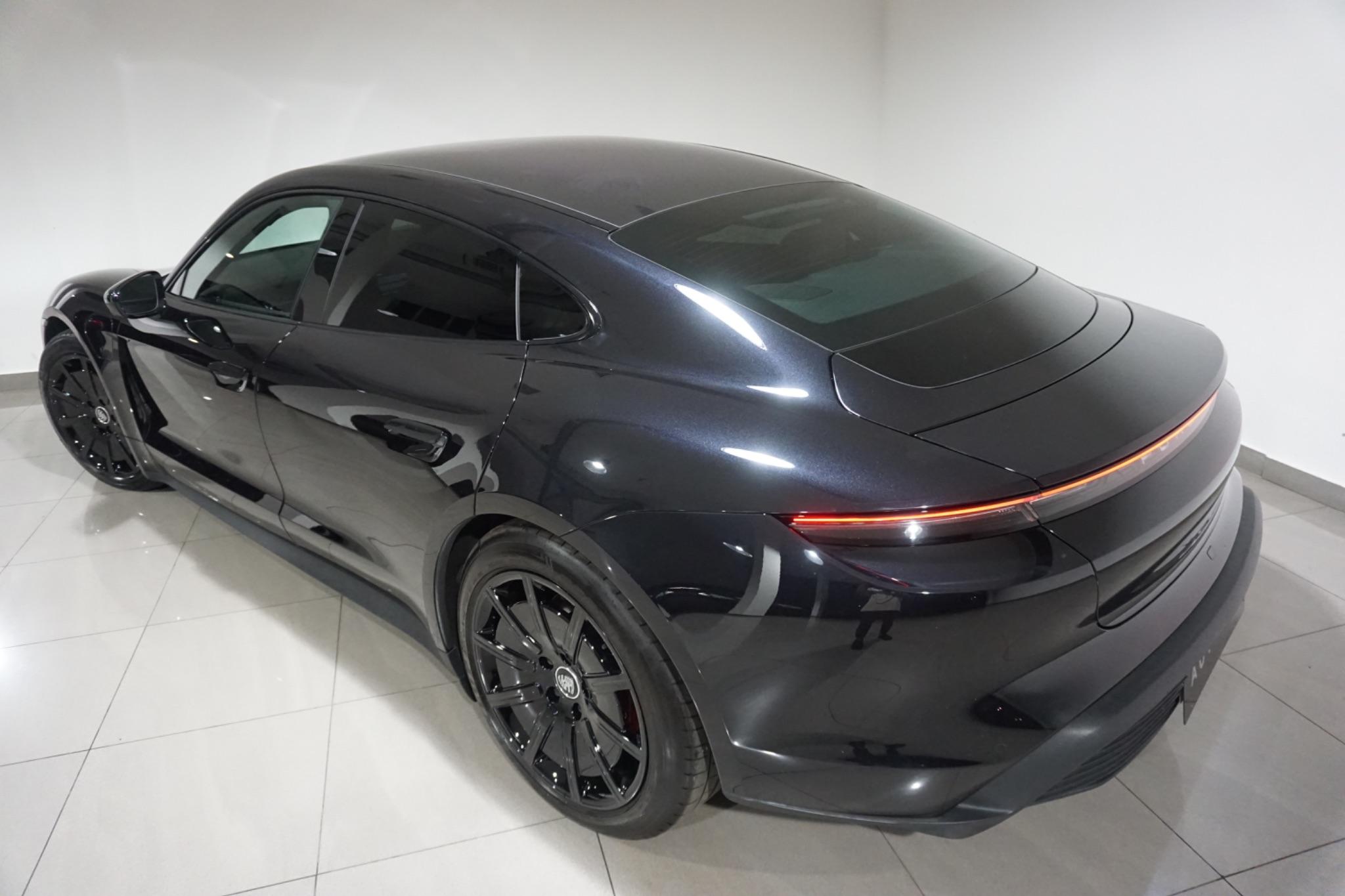 Porsche Taycan Performance Plus 93.4kWh 4S Auto 4WD 4dr (11kW Charger)